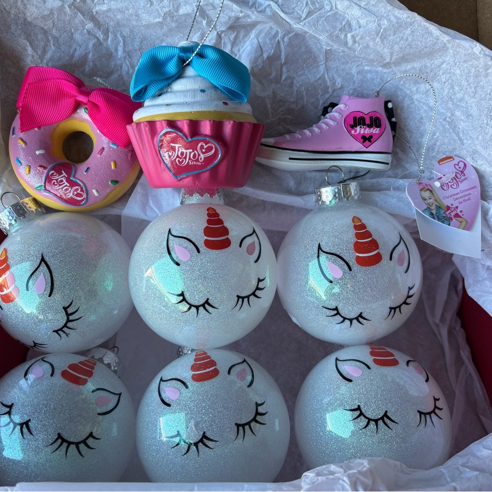 Unicorn and Treats Ornament Collection
